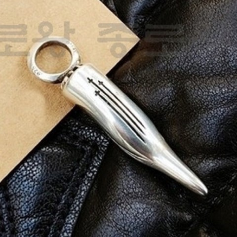 Chrome Hearts 크롬하츠 RS3 불렛 팬던트